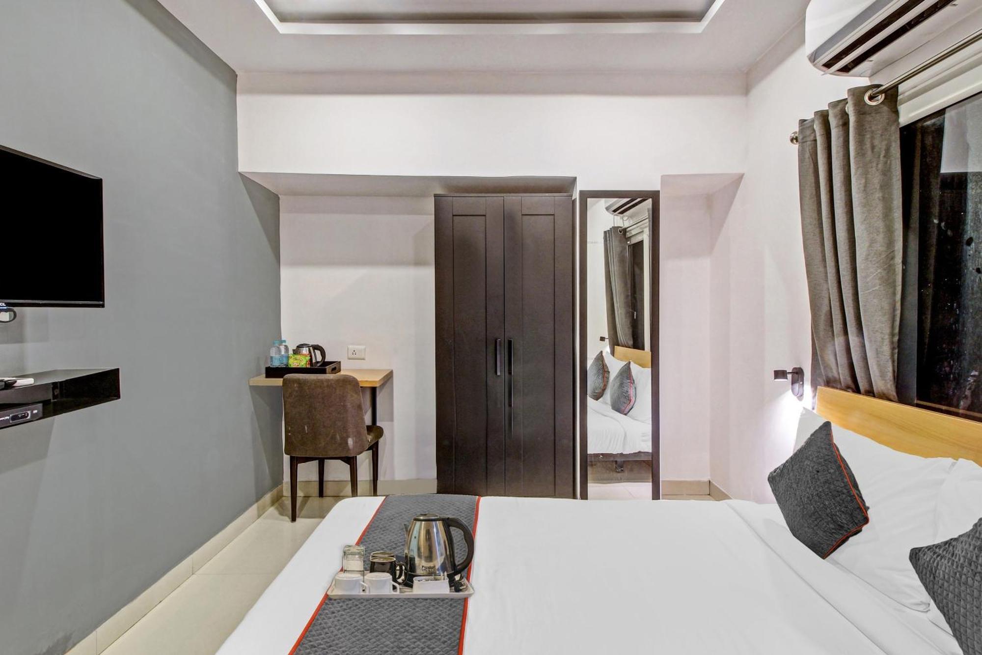 Hotel O Ss Skyline Shamshabad Bagian luar foto