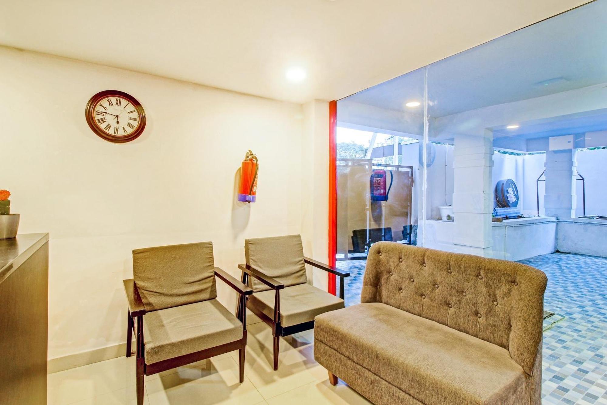 Hotel O Ss Skyline Shamshabad Bagian luar foto