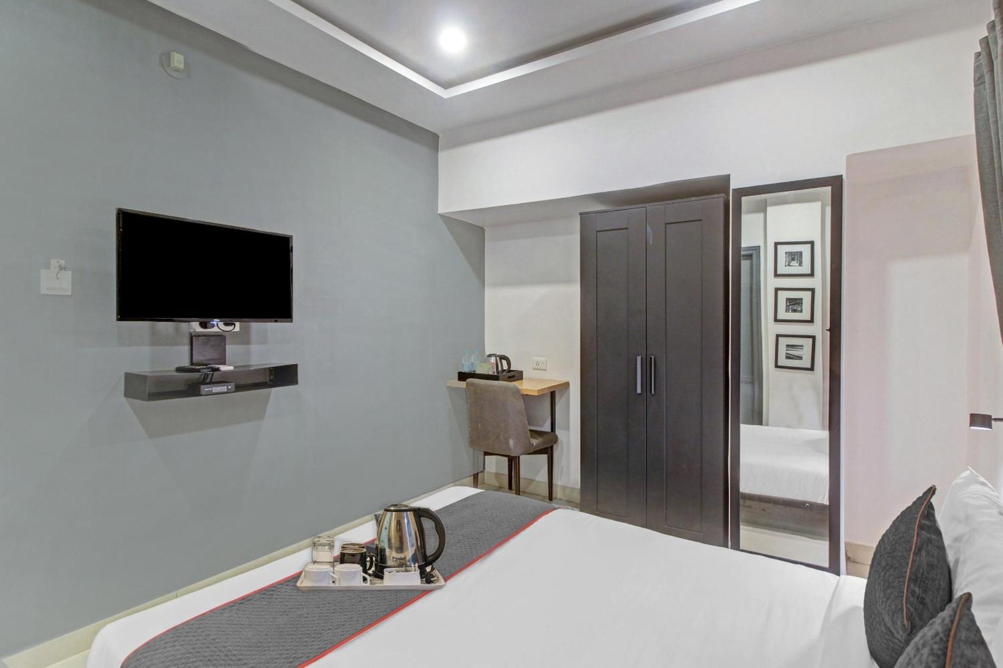Hotel O Ss Skyline Shamshabad Bagian luar foto